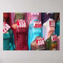 Indisches Sari-Kleid für Verkauf im Markt-Plakat