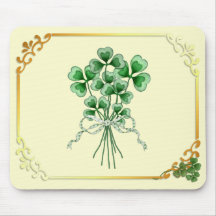 Kleeblatt-Blumenstrauß Mousepads