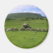 Knocknara gesehene Form die Carrowmore Gräber Magnete