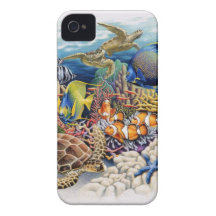 Korallenrotes Wasser mit tropischen Fischen iPhone 4 Hüllen