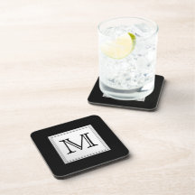 Kundenspezifisches Druckmonogramm. Schwarzes und b Cocktail Untersetzer