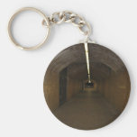 Langer beleuchteter Tunnel Schlüsselanhänger