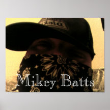 Las Vegas-Rapper Mikey schlägt Plakat