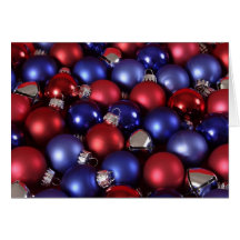 Leere rote u. blaue Weihnachtsball-Gruß-Karte