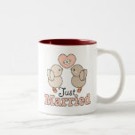 Liebe-Vogel-gerade verheirateter Hochzeits-Becher Haferl