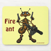 Lustige Feuerameise mit Gewehr-Cartoon-Kunst mouse