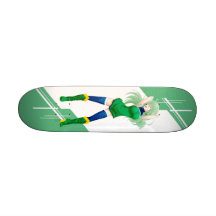 Mädchen Brasiliens Manga kleidete in der Flagge -  Skate Board