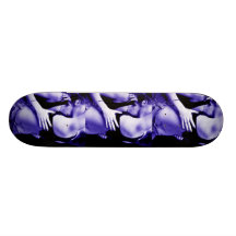Mädchen, die Skater-Freude küssen Individuelles Deck