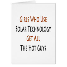 Mädchen, die Solartechnologie einsetzen, erhalten  Grußkarten