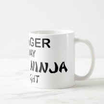 Manager tödliches Ninja bis zum Nacht Tee Tassen