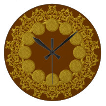 Mit Filigran geschmückte Wanduhr