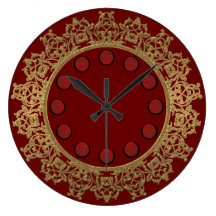 Mit Filigran geschmückte Wanduhr