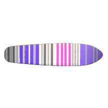 Moderne violette und rosa horizontale Streifen Individuelle Skateboards