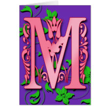 Monogramm-Initiale des Buchstabe-M auf rosa lila K