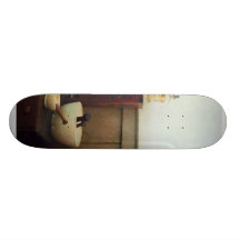 Mörser und Stampfen auf Schreibtisch Personalisiertes Skateboard
