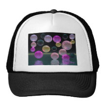 Nachtjuwelen - magentarot und schwarze Helligkeit Trucker Caps