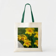 Narzissen und Honigbiene Taschen