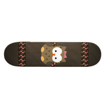 Niedliche Baby-Mädchen-Eule mit rosa Bogen Skateboarddeck