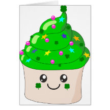 Niedlicher kleiner Kuchen grüner Klee-St. Patricks Grußkarten
