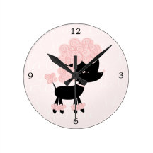 Niedlicher rosa Cartoon-Franzose-Pudel Uhr