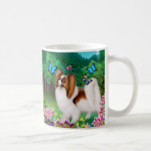 Papillon Hund im Garten-Becher Kaffeetasse