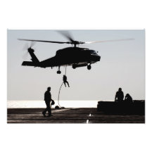 Personal Schnellseil aus einem SH-60F heraus Photo Drucke