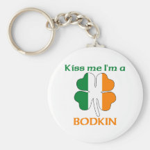 Personalisierte Iren küssen mich, den ich Bodkin b Schlüsselbänder