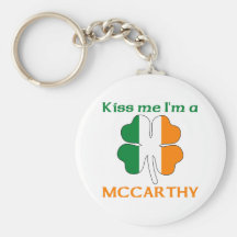 Personalisierte Iren küssen mich, den ich Mccarthy Schlüsselbänder