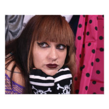 Punkmädchen mit den Schädeln Fotografie