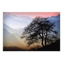 Rauchiger Gebirgssonnenuntergang von der blauen Ri Photo Drucke
