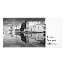 Reflexionen von einem majestätischen Schloss B&W,  Fotogrußkarten