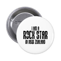 Rockstar in Neuseeland Anstecknadel