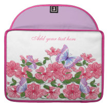 Rosiges Blumen- und Schmetterlinge macbook sleeves