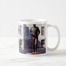 Rote John- F. Kennedystatue-Blumen Kaffeetasse