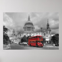 Roter London-Bus in der Stadt von London Posterdruck