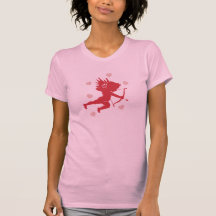 Schießen-Amor und das T-Shirt der Herz-Frauen