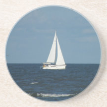 Segelboot auf blauem Meer Getränke Untersetzer