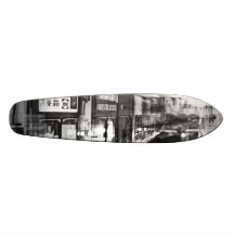Skateboard Longboard mit urbanen Style, Köln Bedruckte Skateboarddecks