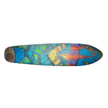 Skaten auf dem Sun Skateboard Brett