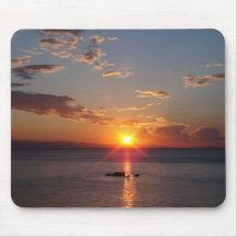 Sonnenaufgang über dem Ozean Mousepad