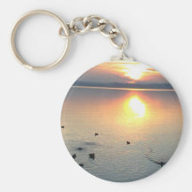 Sonnenuntergang am See mit Enten Schlüsselbänder