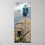 Sowjetisches Kriegs-Denkmal, Berlin, Soldat und Ge Plakatdrucke