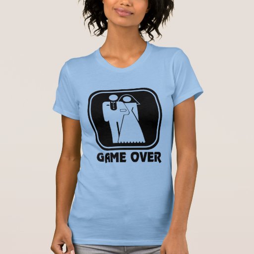 Spiel über T-Shirt