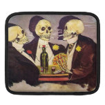 Spielende Skelette ipad sleeves