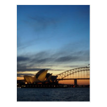 Sydney-Opernhaus am Einbruch der Nacht Postkarte