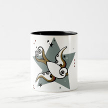 Tätowierungs-städtischer Schwalben-Vogel-Entwurf Tee Haferl