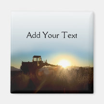 Traktor am Sonnenaufgang-Magneten