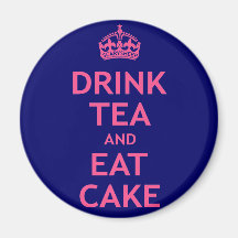 Trinken Sie Tee und essen Sie Kuchen Kühlschrankmagnete