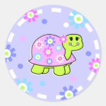 turle mit Blumen Runder Aufkleber