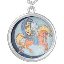 Über dem Mond Amuletten